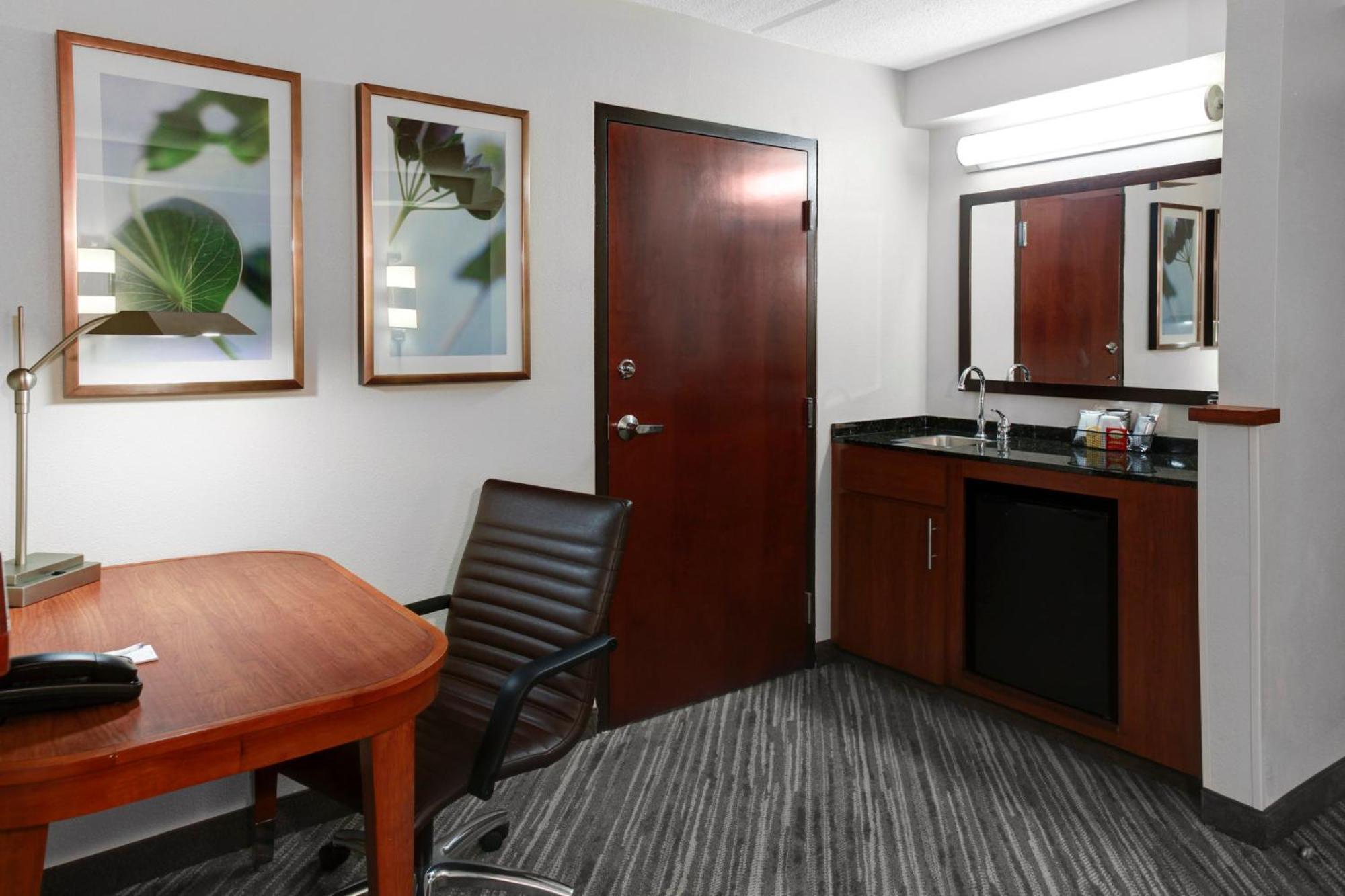Candlewood Suites - Cincinnati Northeast - Mason By Ihg Екстер'єр фото